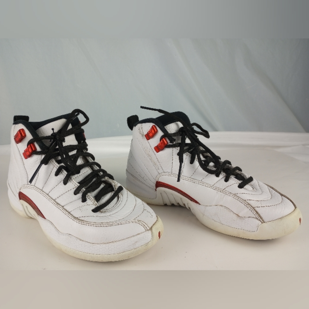 Women's Jordan 12 Twist Retro ( Jordan XII) Sneakers, Size 5.5